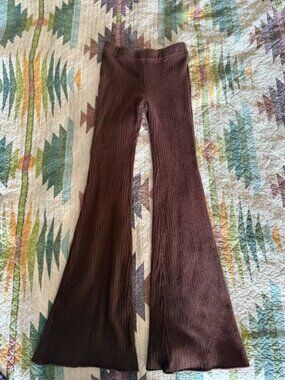 Womens Ribbed Flare Pants in Dark Brown